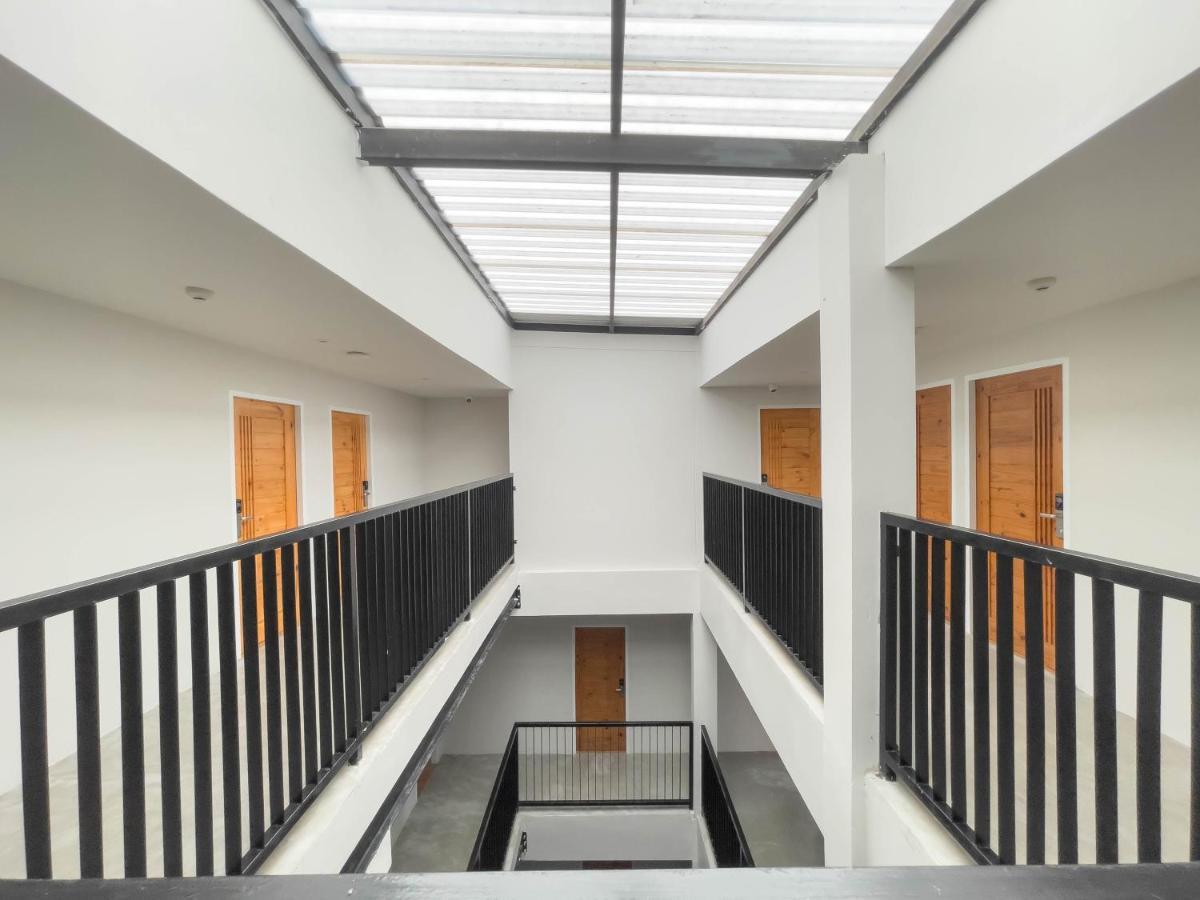 V1 Boutique Hotel Kanchanaburi Exterior photo