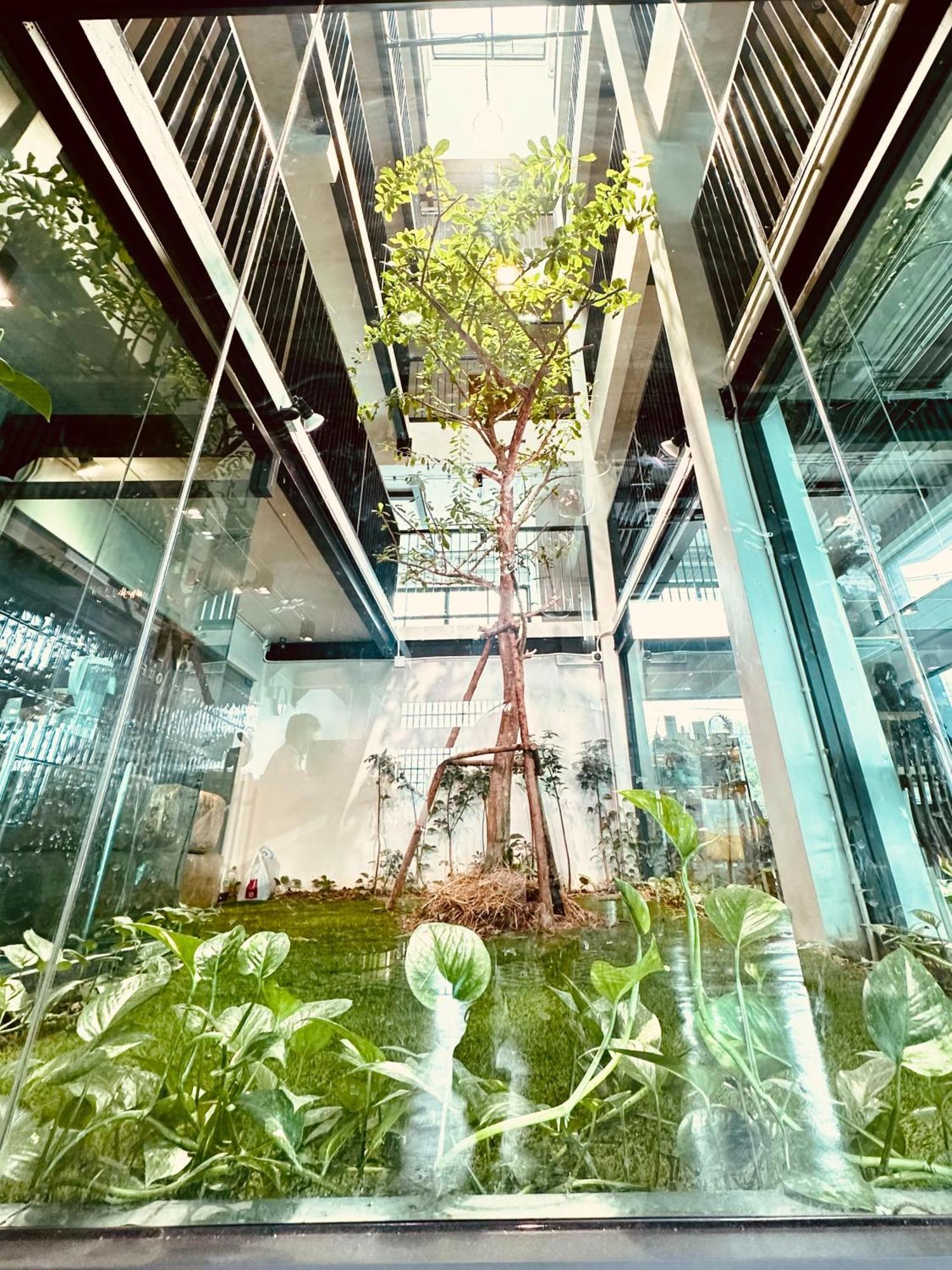 V1 Boutique Hotel Kanchanaburi Exterior photo